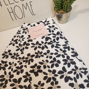 Kate Spade Set 2 Daisy Fields Plush Kitchen Tea To